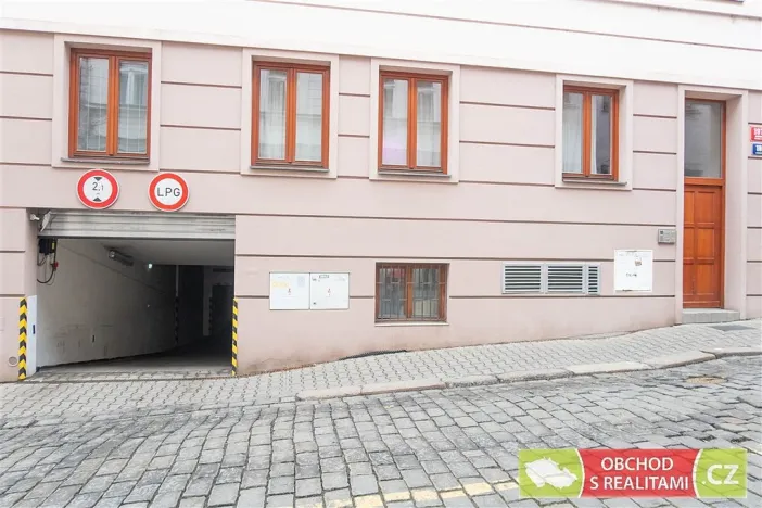 Pronájem bytu 1+kk, Praha, Kozácká, 30 m2