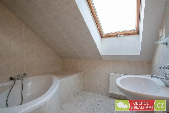 Prodej komerční, Chrudim - Chrudim IV, Lupáčova, 612 m2