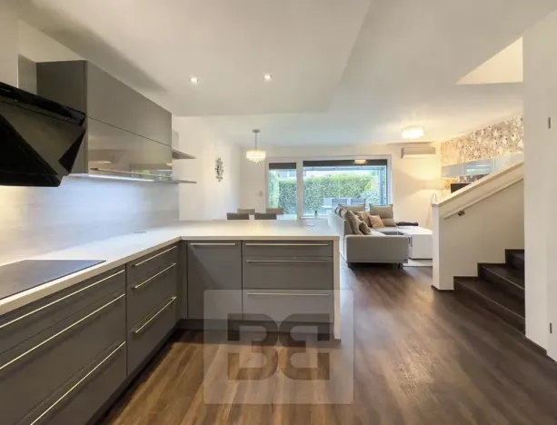 Pronájem rodinného domu, Praha - Dolní Měcholupy, 102 m2