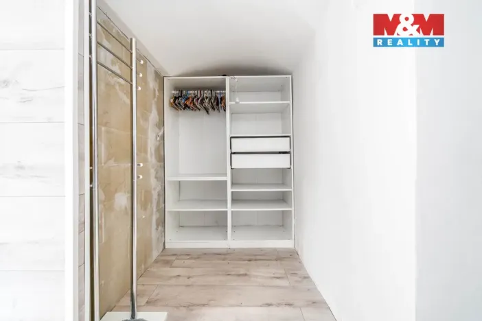 Prodej rodinného domu, Lužná, 165 m2