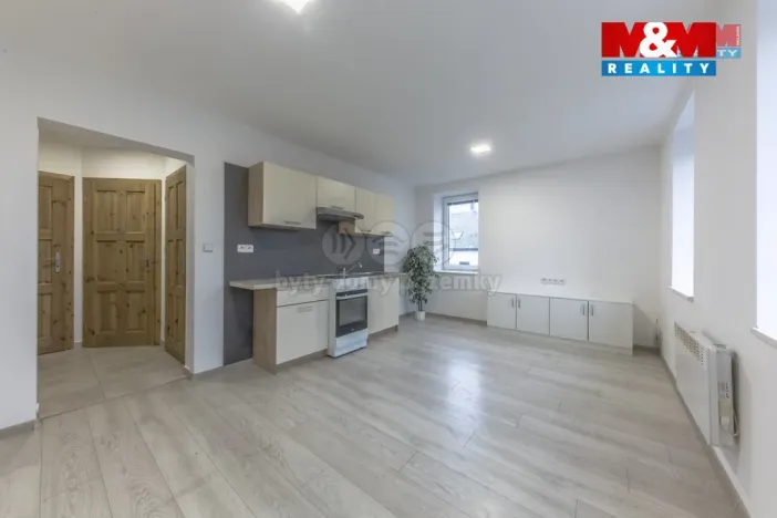 Pronájem bytu 2+kk, Nové Město pod Smrkem, Ludvíkovská, 36 m2