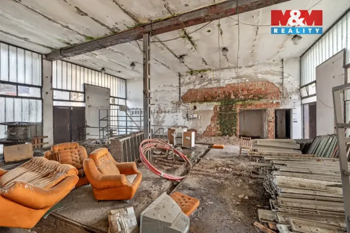 Prodej komerčního pozemku, Kralupy nad Vltavou, sídl. Hůrka, 238 m2