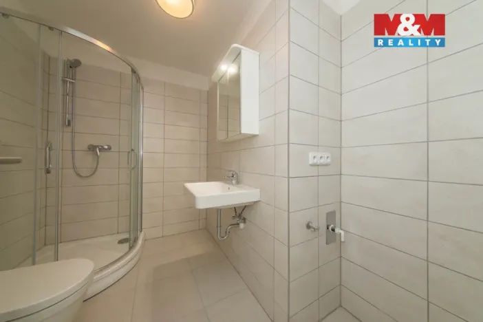 Pronájem bytu 2+kk, Praha - Holešovice, V závětří, 42 m2