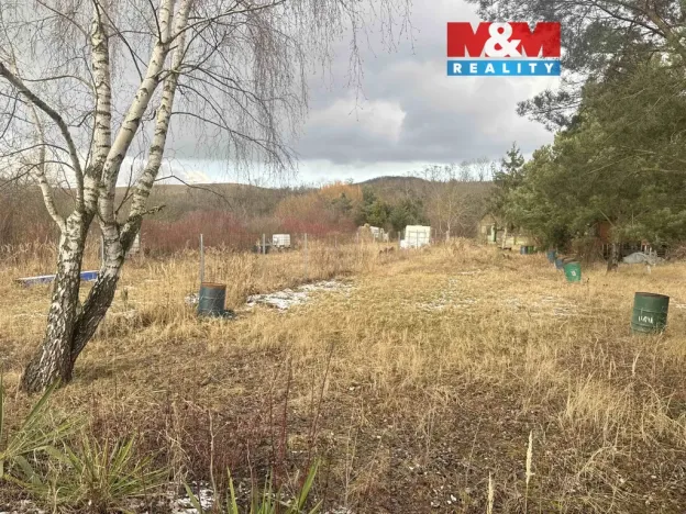 Prodej zahrady, Louny, 976 m2