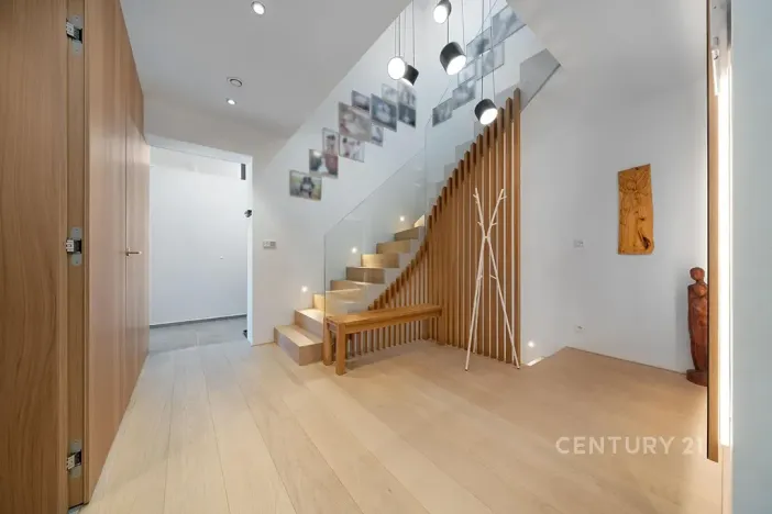 Prodej vícegeneračního domu, Praha - Malešice, Dubského, 321 m2