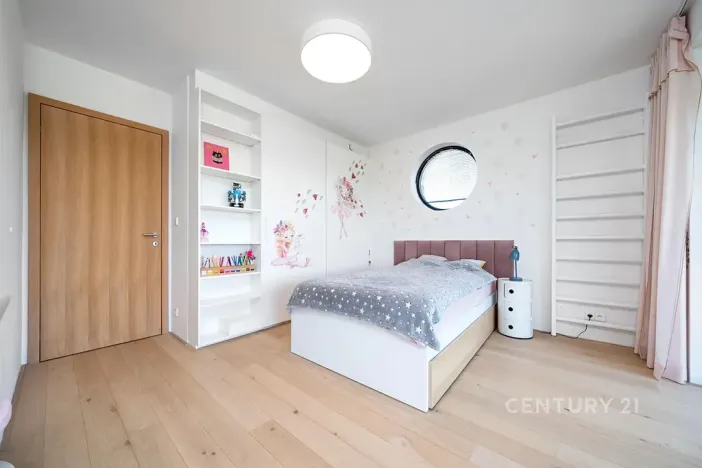 Prodej vícegeneračního domu, Praha - Malešice, Dubského, 321 m2