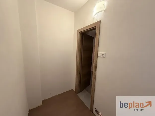 Pronájem bytu 1+1, Děčín, Hálkova, 44 m2