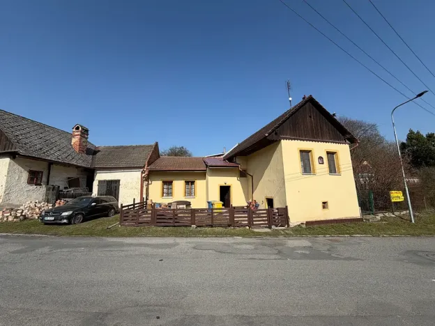 Prodej rodinného domu, Březina, 300 m2