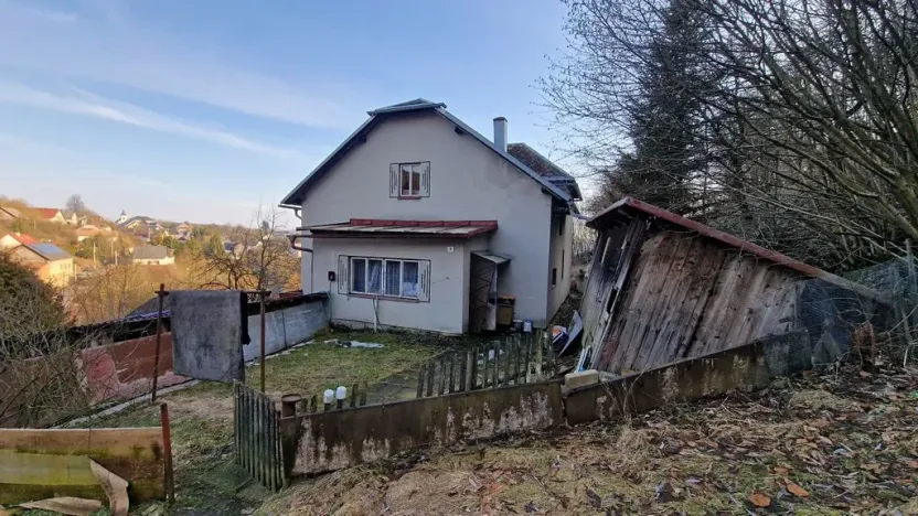 Prodej rodinného domu, Štíty, 204 m2