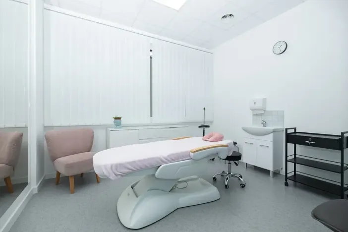 Pronájem obchodního prostoru, Praha - Stodůlky, Petržílkova, 15 m2