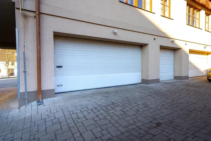 Pronájem garáže, Beroun, Náměstí Joachima Barranda, 17 m2