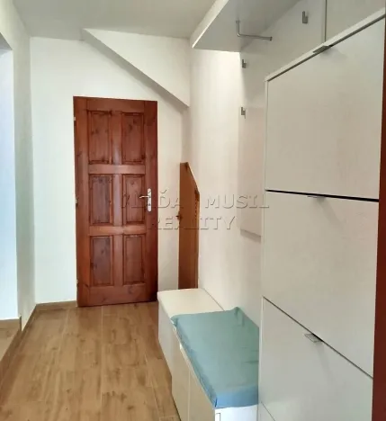 Pronájem bytu 2+kk, Kácov, 57 m2