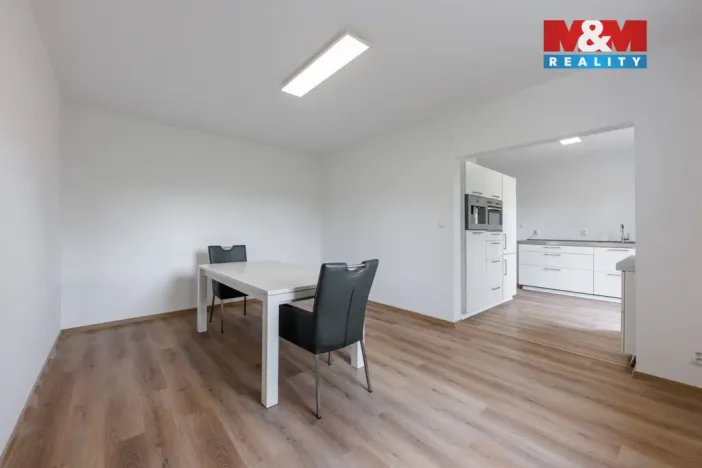 Prodej rodinného domu, Karlovy Vary - Bohatice, Na Stezce, 182 m2