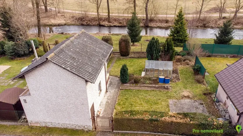 Prodej chaty, Hrádek, U hřiště, 32 m2