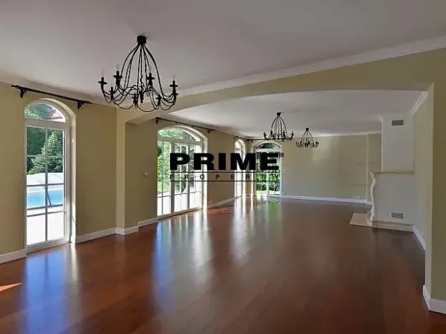 Pronájem vily, Praha - Nebušice, Spojová, 560 m2