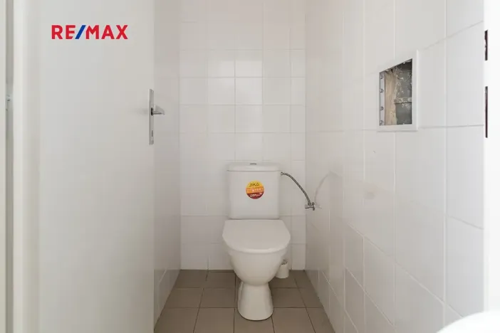 Pronájem obchodního prostoru, Plzeň, 181 m2