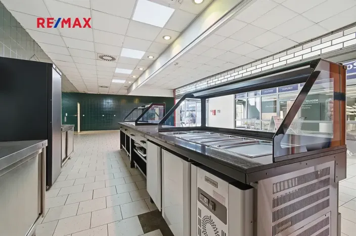 Pronájem obchodního prostoru, Plzeň, 181 m2