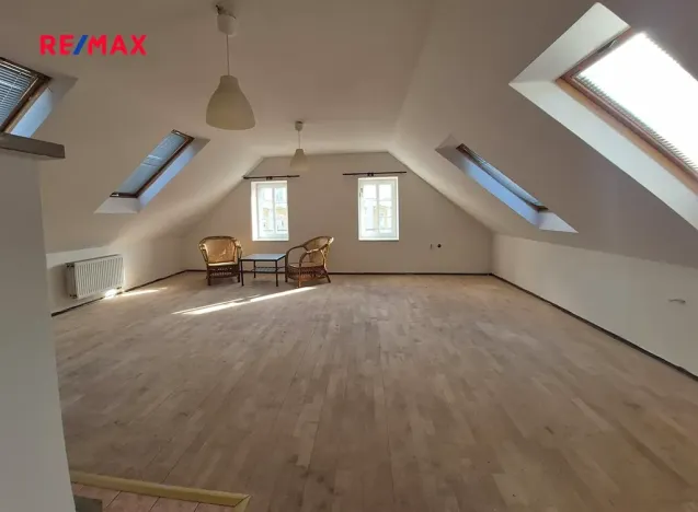 Pronájem bytu 5+1, Svitavy, náměstí Míru, 152 m2