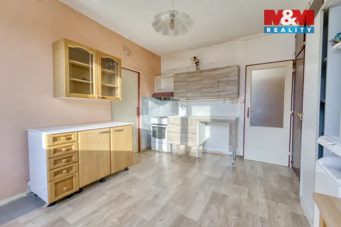 Pronájem bytu 1+1, Plzeň - Skvrňany, Karla Steinera, 36 m2