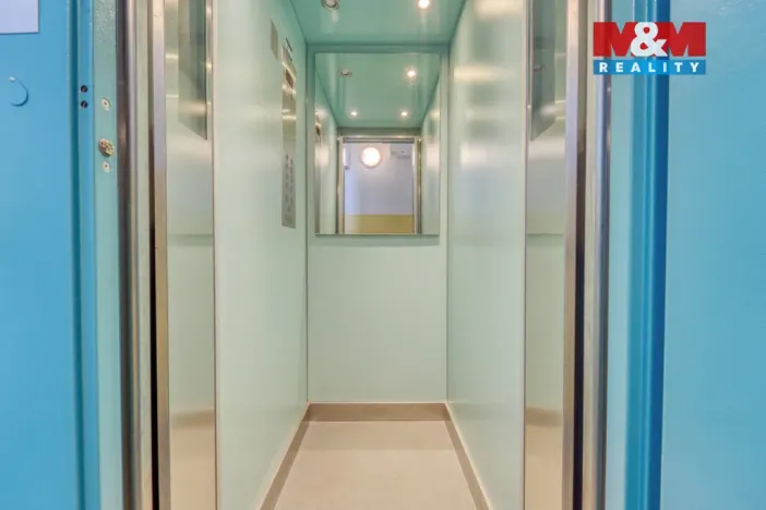 Pronájem bytu 1+1, Plzeň - Skvrňany, Karla Steinera, 36 m2