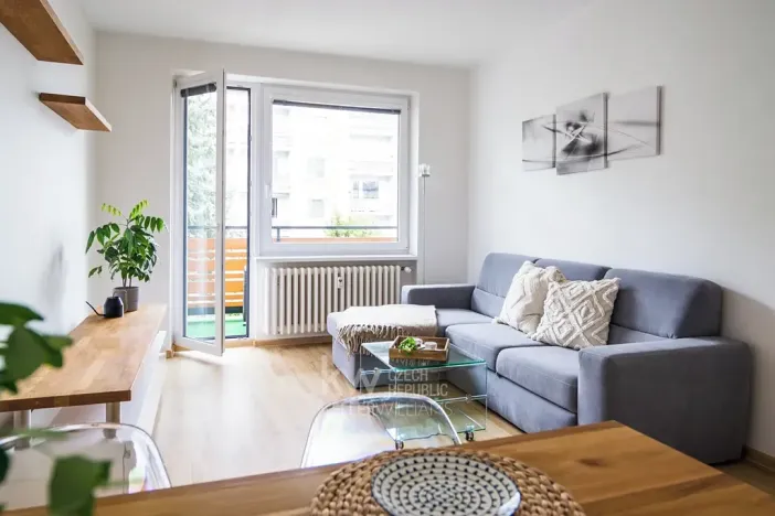 Pronájem bytu 3+1, Praha - Střešovice, Střešovická, 77 m2