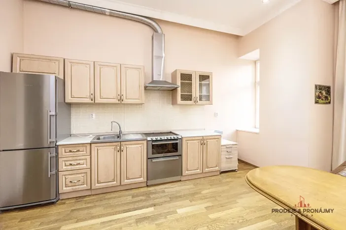 Prodej bytu 2+kk, Praha, Slavíkova, 105 m2