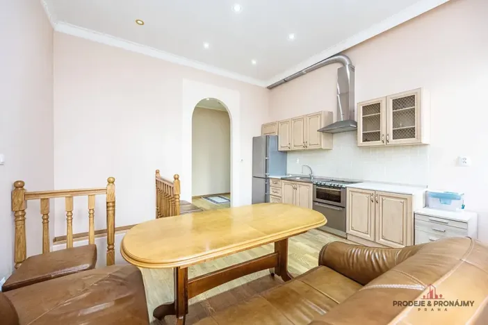 Prodej bytu 2+kk, Praha, Slavíkova, 105 m2