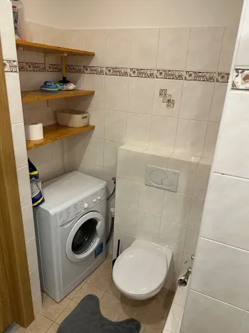 Pronájem bytu 2+1, Praha, Svídnická, 39 m2