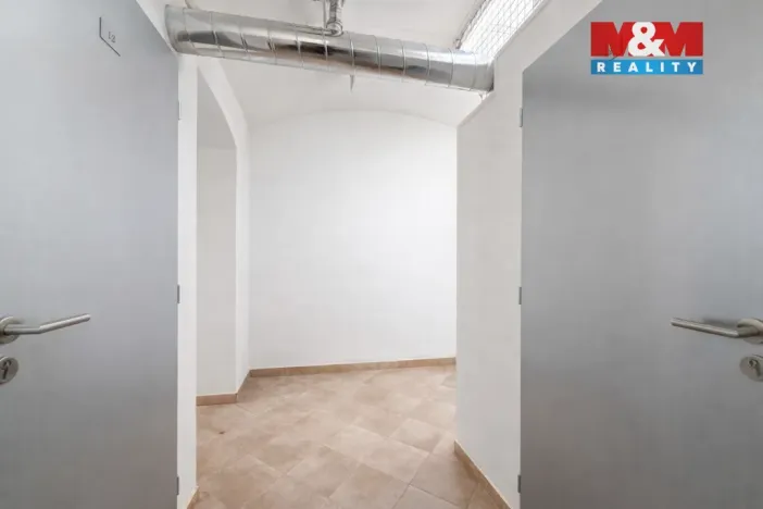 Pronájem skladu, Praha - Nové Město, Sokolská, 4 m2