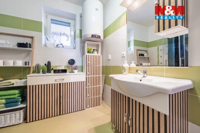 Pronájem bytu 2+kk, Chvalovice, 49 m2