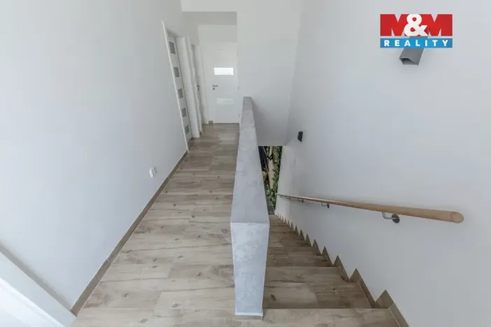 Prodej rodinného domu, Milovice - Mladá, Lipová, 99 m2