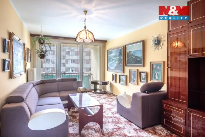 Prodej bytu 3+1, Český Krumlov - Plešivec, Sídliště Plešivec, 73 m2