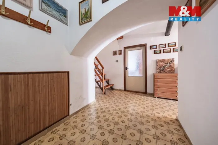 Prodej rodinného domu, Jankov - Holašovice, 250 m2