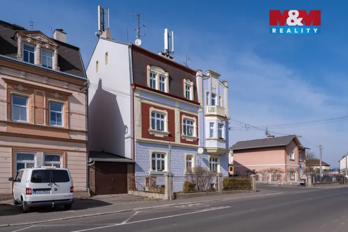 Prodej bytu 4+1, Karlovy Vary - Bohatice, Jáchymovská, 102 m2