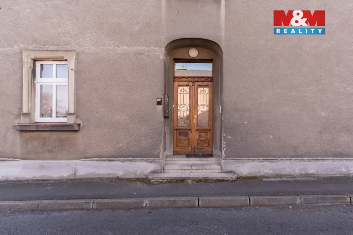 Prodej bytu 4+1, Karlovy Vary - Bohatice, Jáchymovská, 102 m2