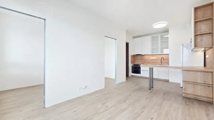 Pronájem bytu 2+kk, Praha - Dolní Měcholupy, Honzíkova, 40 m2