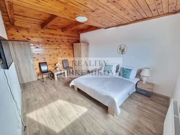 Prodej vícegeneračního domu, Černá v Pošumaví, 200 m2