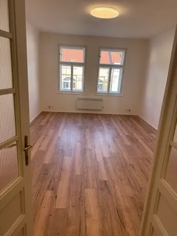 Pronájem bytu 2+1, Praha - Vinohrady, Moravská, 62 m2