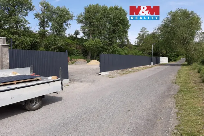 Pronájem komerčního pozemku, Kladno, Oldřichova, 804 m2