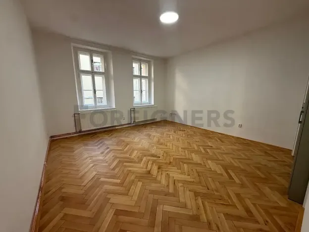 Pronájem bytu 1+kk, Hradec Králové, Velké náměstí, 40 m2