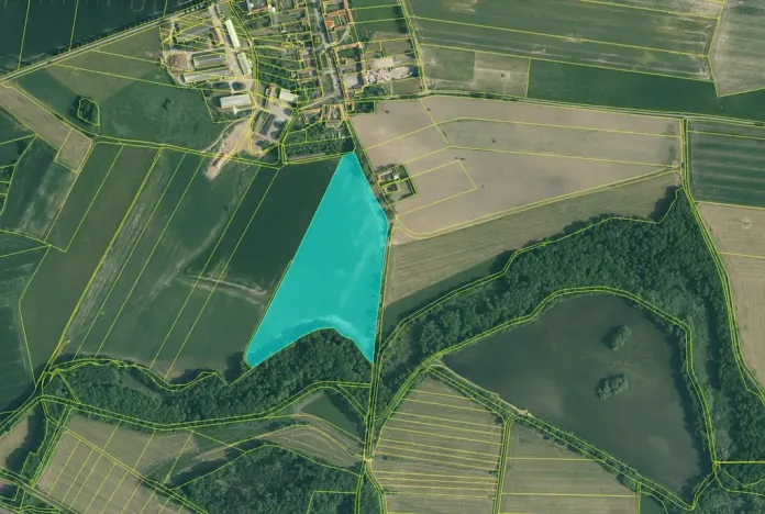 Prodej pole, Dříteň, 131617 m2