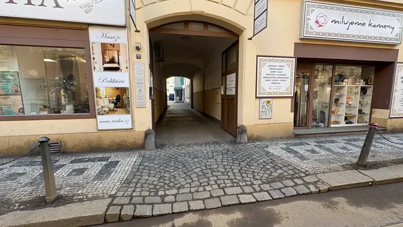 Pronájem obchodního prostoru, Praha - Smíchov, Lidická, 105 m2