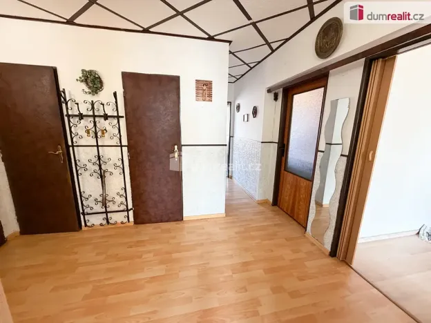 Prodej bytu 3+1, Chotětov, Palackého, 80 m2