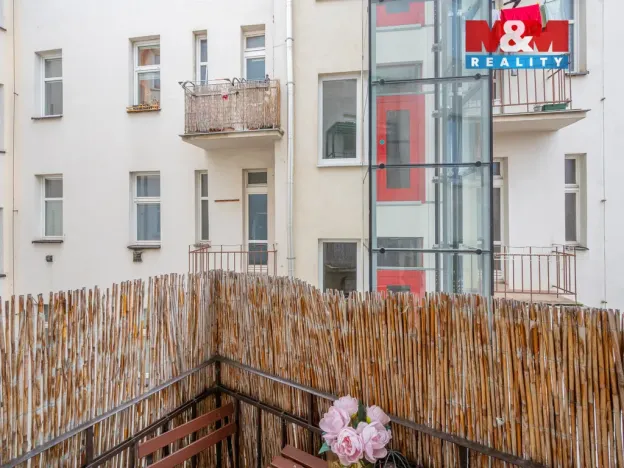 Pronájem bytu 3+kk, Praha - Libeň, Sokolovská, 61 m2