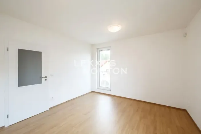 Pronájem rodinného domu, Průhonice, Pod Valem II., 325 m2