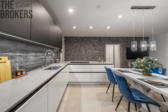 Prodej rodinného domu, Kostelec nad Černými lesy, Svatbínská, 130 m2