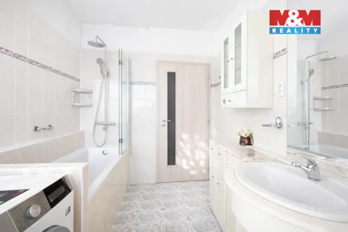 Pronájem bytu 3+1, Louny, Petra Obrovce, 75 m2