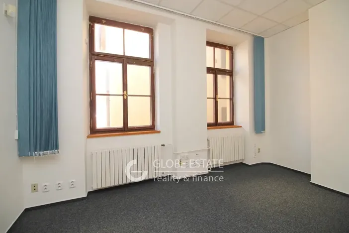 Prodej kanceláře, Jihlava, Masarykovo náměstí, 1141 m2