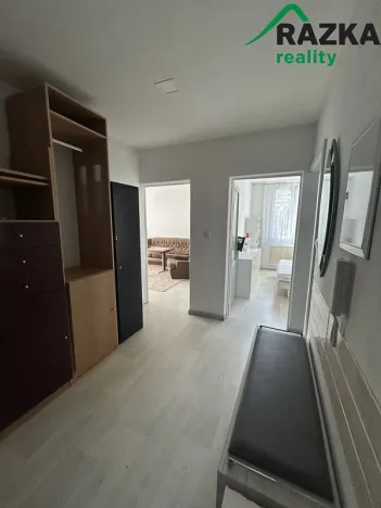Pronájem bytu 3+1, Planá, 60 m2
