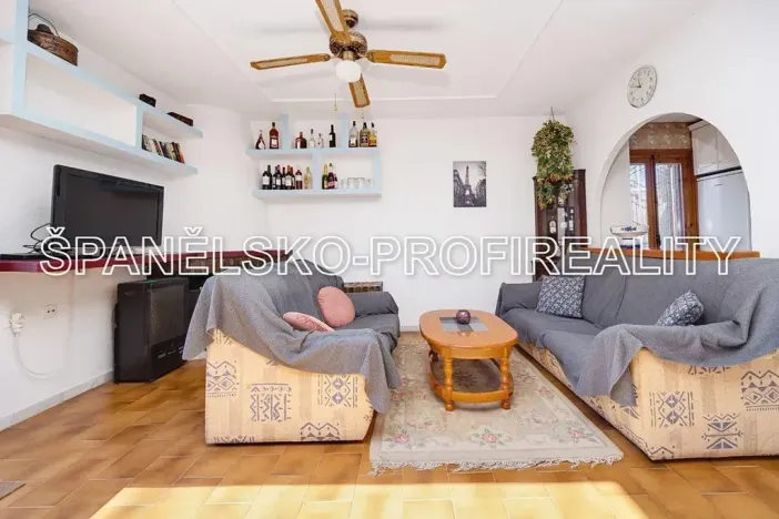 Prodej vícegeneračního domu, Alicante, Španělsko, 78 m2